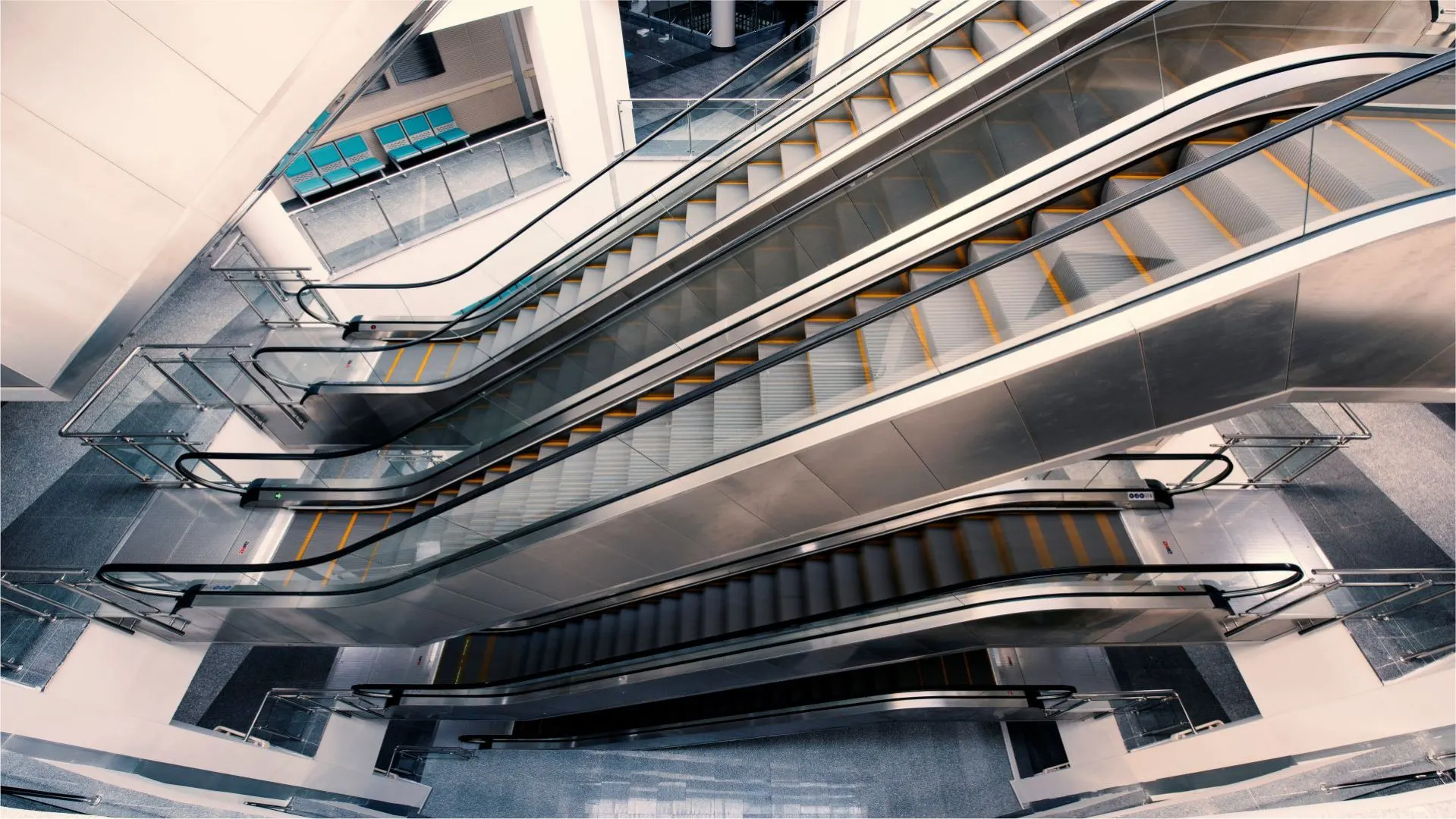 Stadium, Metro & Station